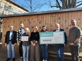 1000 Euro und Holzroboter für Ausbau des MINT Angebots in Kita Europaviertel