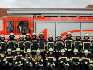 Ausbilderoffensive ermöglicht Neustart der Grundausbildung bei der Freiwilligen Feuerwehr Wiesbaden