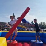 Fünf Tage Sommerwiese in Wiesbaden: Spiel, Wasser und Kreatives gegenüber dem Hauptbahnhof