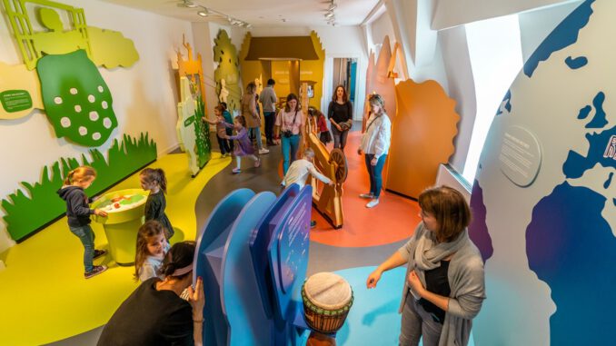 GrimmsMärchenReich in Hanau feiert sieben Jahre mit kostenfreiem Märchennachmittag