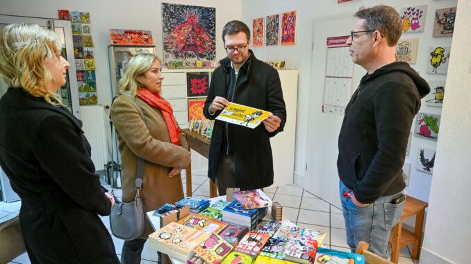 Hanau beantragt Fördermittel für 2026 im Programm "Demokratie leben!" und setzt Koordination mit AWO fort