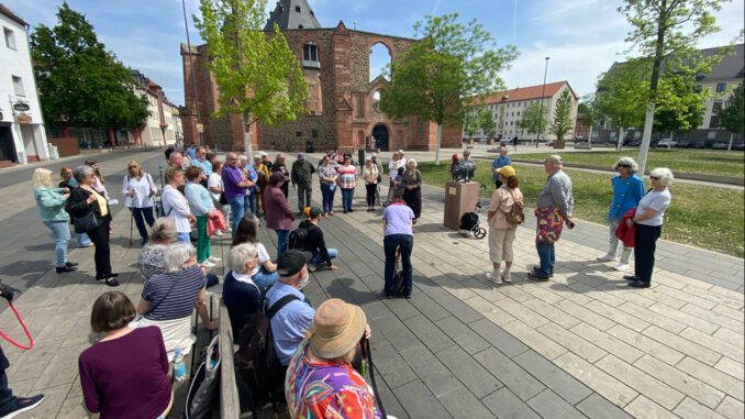 Hanau in 90 Minuten erkunden: Führung von Altstadt zur Neustadt am 4. Juni Hanau in 90 Minuten erkunden: Führung von Altstadt zur Neustadt am 4. Juni