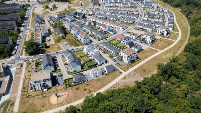 Hanau prüft Übergabe der Betriebsführung im Pioneer Park nach wiederholten Heizstörungen Hanau prüft Übergabe der Betriebsführung im Pioneer Park nach wiederholten Heizstörungen