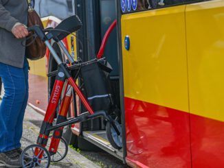 Praktische Schulung für Rollatornutzer im Bus startet am 23. April in Hanau