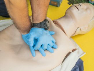 Rheingau-Taunus-Kreis startet App zur Alarmierung qualifizierter Ersthelfer bei Herzstillstand