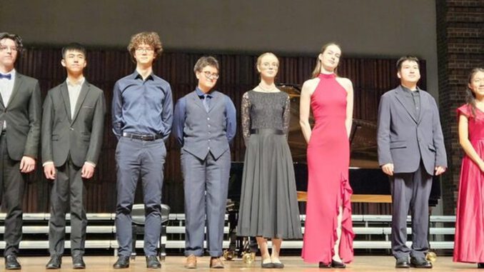 Wiesbadener und Breslauer Klavierstudierende setzen Konzertaustausch in Wrocław fort Wiesbadener und Breslauer Klavierstudierende setzen Konzertaustausch in Wrocław fort